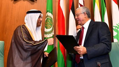 جبالي والعسومي يوقعان برتوكولاً للتعاون بين النواب المصري والبرلمان العربي.. صور