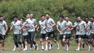 إصلاحات الملعب تؤجل تدريب الأهلي ساعة