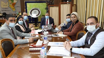 محافظ المنوفية يجتمع بأعضاء مؤسسة حياة كريمة لوضع الخطة النهائية للتنفيذ