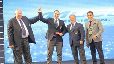 سانتونجا وفهيم يكرمان الكابتن محمد محسن كأول حكم مصرى محترف في كمال الأجسام