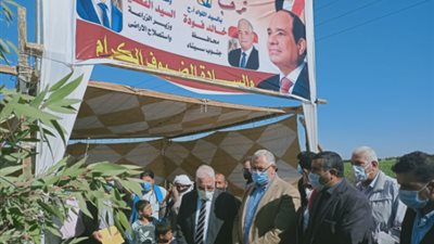 وزير الزراعة ومحافظ جنوب سيناء يتفقدان المجزر الآلي ومعصرة الزيتون وعنابر تسمين الدواجن بالطور