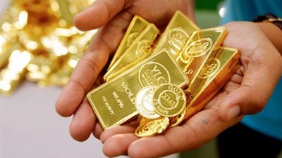 تراجع الذهب تتعرض لضغوط بفعل ارتفاع عوائد الخزانة الأمريكية