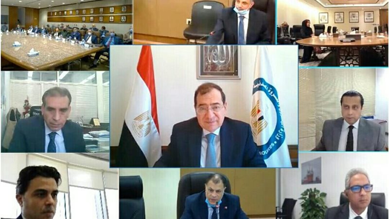 وزير البترول يترأس