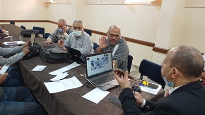 نجاح ٩٨ % من الطلاب فى قنا فى الدخول على منصة الامتحان