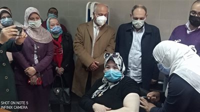 بدء تطعيم أصحاب الأمراض المزمنة بلقاح فيروس كورونا بالغربية-صور
