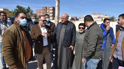 سكرتير محافظة مطروح يتفقد اعمال التطوير والتجميل .صور
