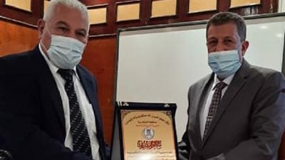 تعليم الإسكندرية يكرم الديب لتوليه مديرا لتعليم البحيره