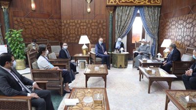 *سفير الاتحاد الأوروبي: شيخ الأزهر يقدم جهودًا كبيرة في خدمة السلام العالمي*