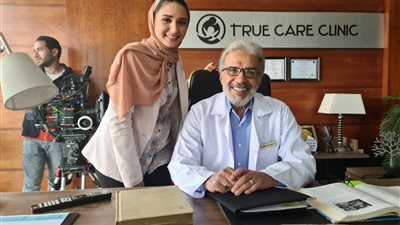 هدير الديب: ابنى يعانى من مرض خطير فى 