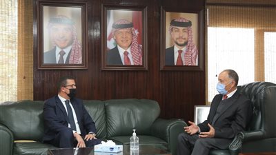 وزير المياه والري الاردني يبحث مع سفير مصر بالمملكة سبل تعزيز اوجه التعاون المائي