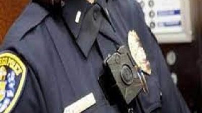 قاضية تأمر بتعليق كاميرات على ثياب العاملين في سجون كاليفورنيا
