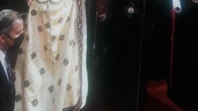 بحضور 