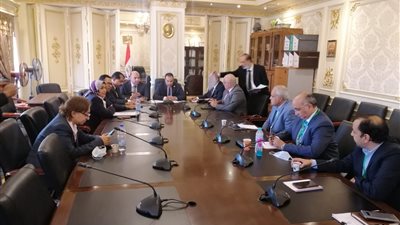 لجنة النقل بالبرلمان تطالب بالتنسيق فيما يتعلق بتنفيذ المشروعات وحل المشكلات التي يعانى منها المواطنين