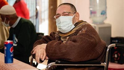 تكريم الأمهات والآباء بدار المسنين بالسويس