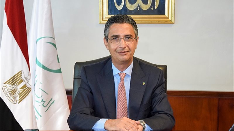الدكتور شريف فاروق-