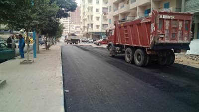 استكمال رصف شوارع منطقة علم الروم بمرسي مطروح
