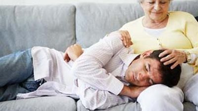 بالفيديو.. طبيب نفسي تكشف حجم معاناة الزوجة مع الزوج 
