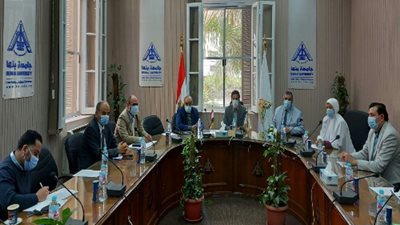 جامعة بنها تناقش تقارير المتابعة الالكترونية والميدانية للكليات