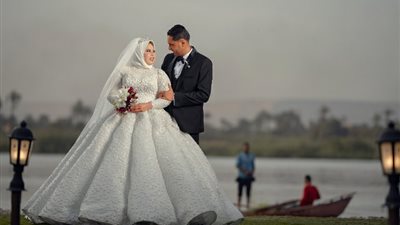ألف مبروك للعروسين