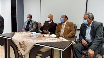 وكيل وزارة الصحة يترأس الإجتماع المسائي للمرحلة الثانية من الحملة القومية للتطعيم ضد شلل الأطفال