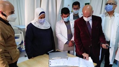 مرور مفاجئ لوكيل وزارة الصحة علي مستشفي الحسينية المركزى