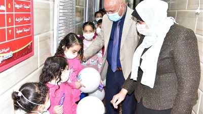 صحة الغربية والتضامن أحتفلوا بيوم اليتيم وقدموا الدعم الصحى للأطفال-صور
