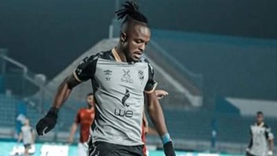 نجم الاهلى يشن هجوما حادا على بواليا