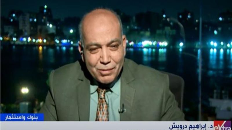 الدكتور إبراهيم درويش