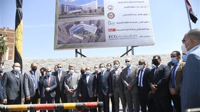 شعراوى يتفقد المشروعات التنموية ويضع حجر اساس فندق بالغربية-صور