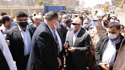 وزير النقل: تحديث نظم الاشارات على خطوط السكة الحديد