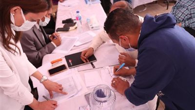 محافظة الجيزة تجري قرعة تسكين أهالي عزبة حرب المرحلة الثانية بحضور نائب المحافظ