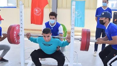 رئيس جامعة بني سويف يشهد اليوم الرياضي لذوي الهمم