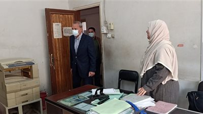 محافظ القليوبية يقدم التهنئة للموظفين بالديوان العام بمناسبة رمضان