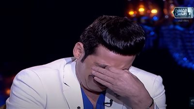 شاهد.. سعد الصغير يبكى في 