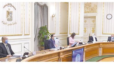 مدبولي أمام مجلس الوزراء: إجراءات عاجلة لعودة العمالة المصرية إلي ليبيا