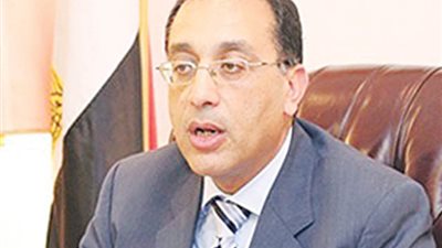 مدبولي اجتمع بمستثمري السياحة واتصل بهالة زايد لتسريع تطعيم العاملين بالقطاع