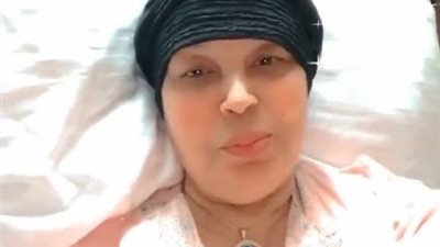 فيفى عبده تعود الى منزلها فى عيد ميلادها