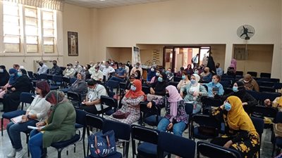مديرية تعليم قنا تحتفل بالحدث العالمى 