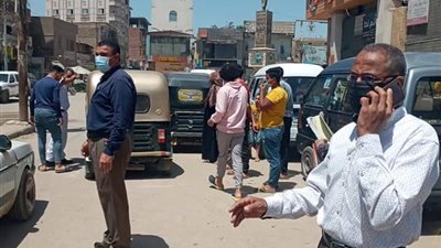 حملة علي وسائل المواصلات للتأكد من الإجراءات الإحترازية بالخانكة