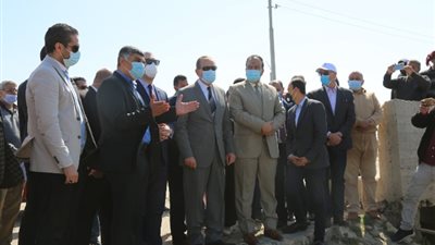 بدء تبطين الترع في قرى حياة كريمة بكفر الشيخ..صور
