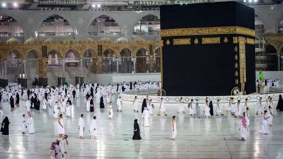 فحص 3 ملايين من المعتمرين والمصلين بالمسجد الحرام حراريًا