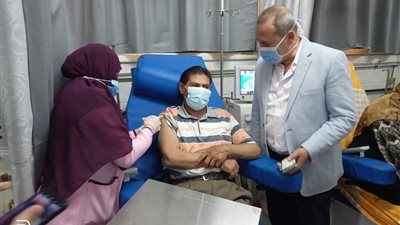 بدء تطعيم مرضى الغسيل الكلوى بلقاح فيروس كورونا بالدقهلية