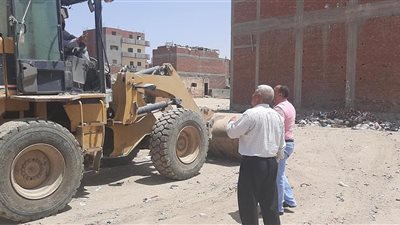 متابعة حملة نظافة واعمال الانارة اليومية بمركز ومدينة القنطرة غرب بالاسماعيليه.