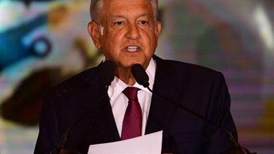 الرئيس المكسيكي يوجه اعتذارا لشعب المايا