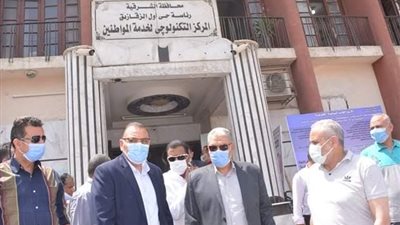 غراب يتابع سير منظومة تراخيص واشتراطات البناء الجديدة بحي أول الزقازيق