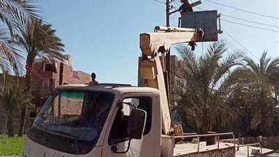 محافظ أسيوط: حملات نظافة وتمهيد طرق وتشجير وصيانة الإنارة بقرى مراكز الغنايم والبداري وصدفا