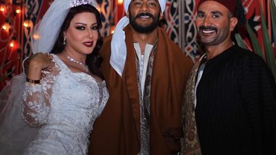 اشتعال الحرب الباردة بين سمية الخشاب واحمد سعد (تفاصيل)