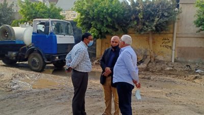 رئيس شركة مياه المنوفية يتابع ميدانيا أعمال الاصلاح بشبين الكوم