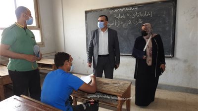 وكيل تعليم المنوفية يتفقد لجان امتحان الإعدادية والثانوية الرياضية بمنوف .. صور