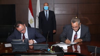 الوزير : إنشاء شبكات حديثة وتعظيم منظومة النقل الجماعي في مصر